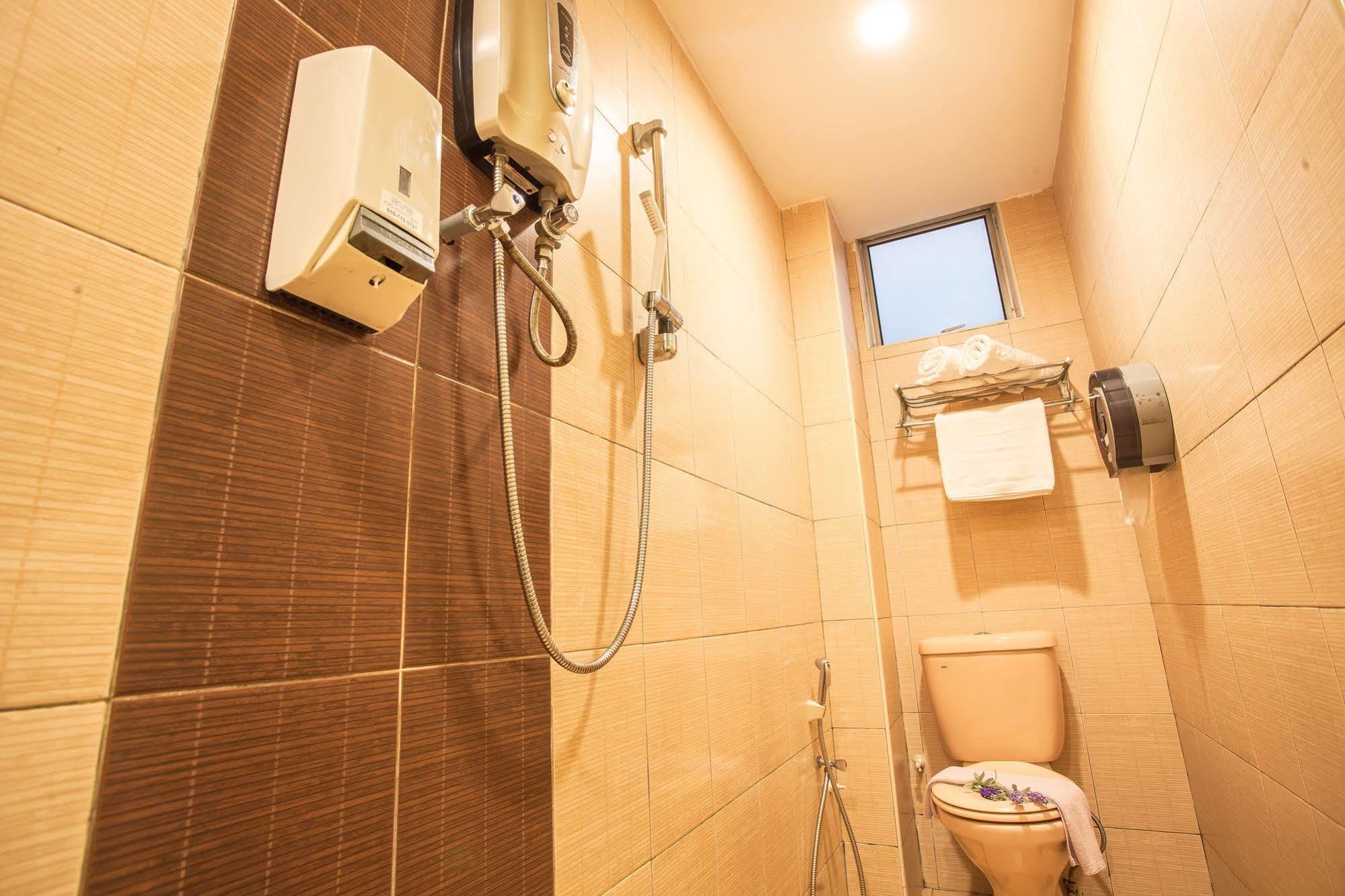 Lavender Inn Nusa Bestari Johor Bahru Exterior photo